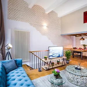 bella.find-berlin-hotels.com/